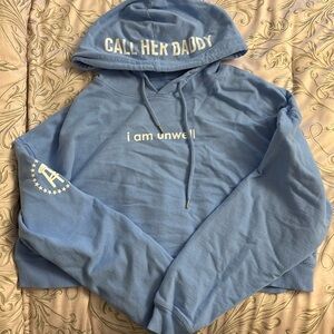 CALL HER DADDY SWEATSHIRT CROPPED